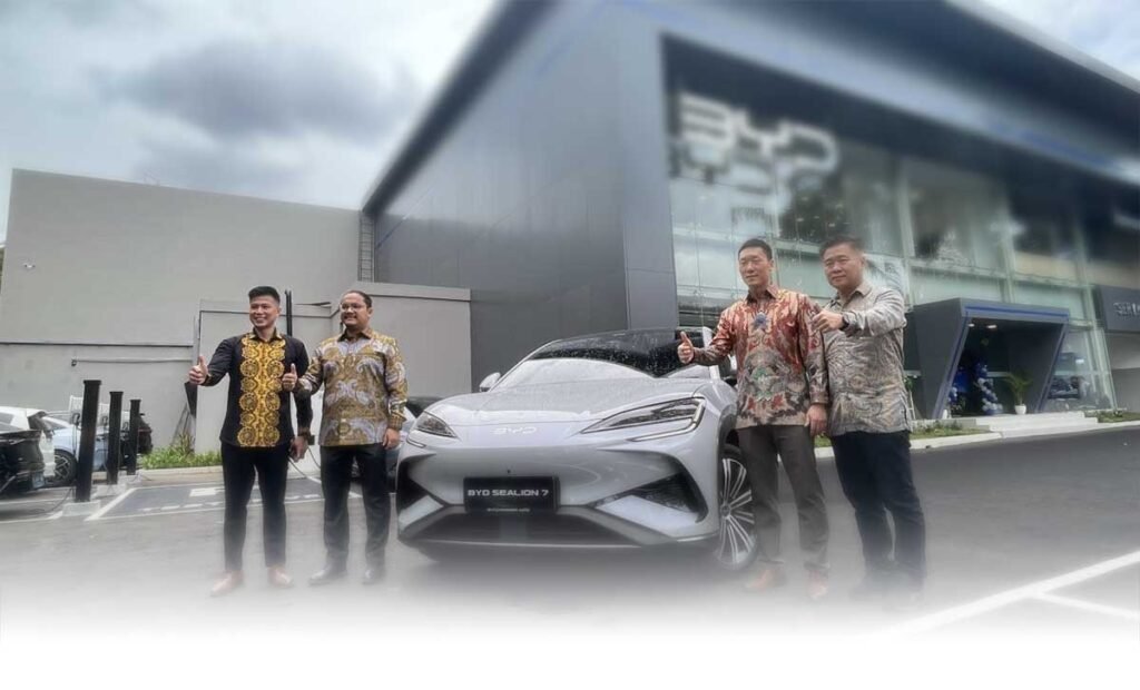 BYD Harmony Resmi Buka Dealer Baru di Jakarta dan Bekasi